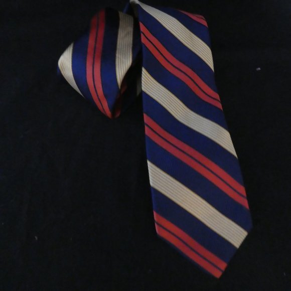 Striped Necktie | Hand Crafted In Canada | 100% Italian Silk - Picture 6 of 7